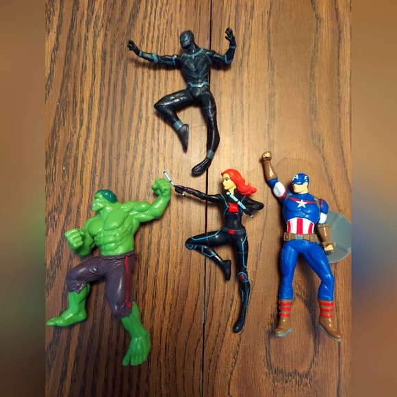 6" 4 Rubber Action Marvel Action Figures (Hulk, Captain America, Black  GR31017C - Picture 1 of 11